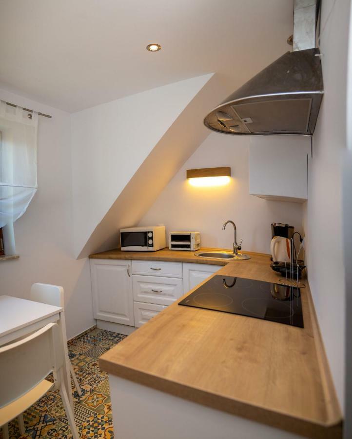 Apartament Pod Lipami Rewal Exterior foto